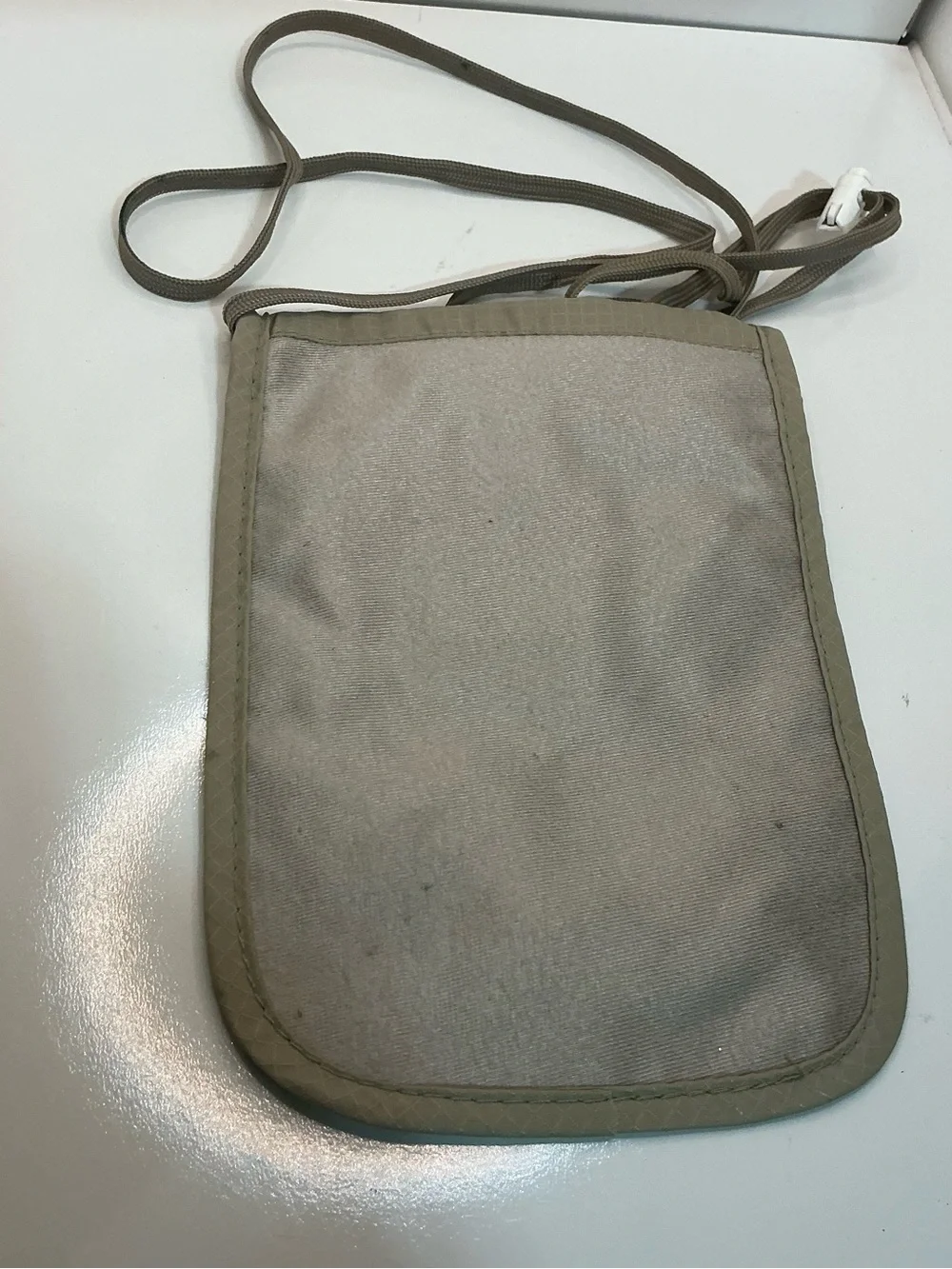 Eagle Creek Travel Gear RFID Neck Wallet Passport Holder Beige Ripstop